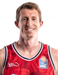 https://img.szweiyepai.com/img/basketball/player/164c2103b0b82ebd7938888d93a3cc69.png